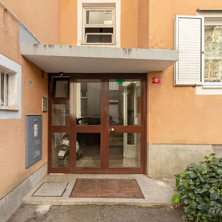 Apartma Moana Изола